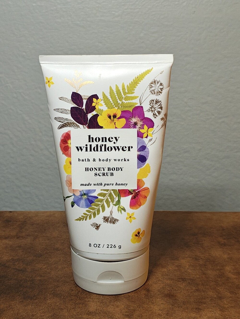 Bath & Body Works Honey Wildflower Honey Body Scrub - White